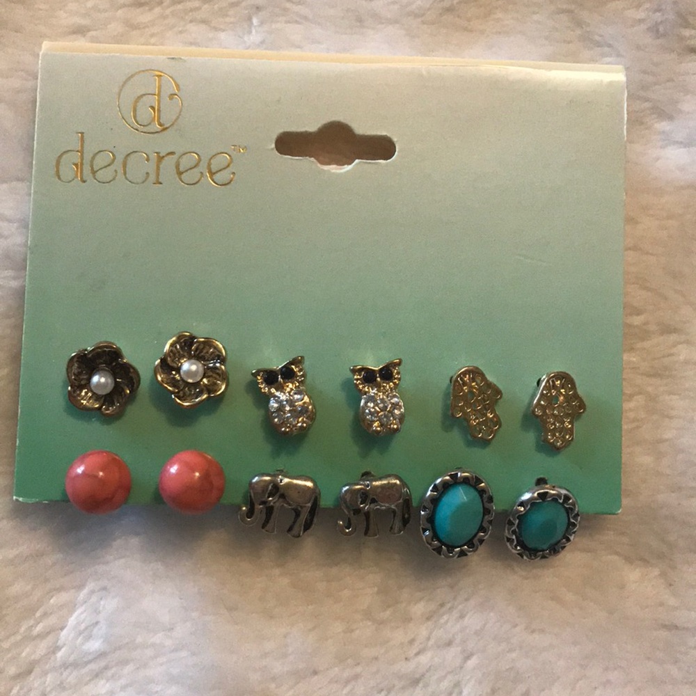 3/$10 NWT earring set
